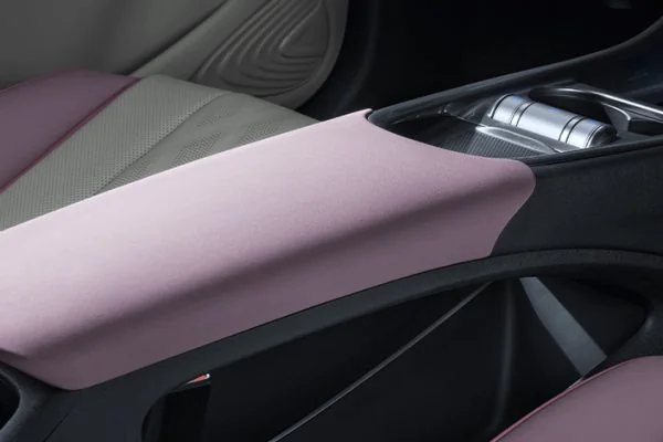 BYD DOLPHIN - Slide 8